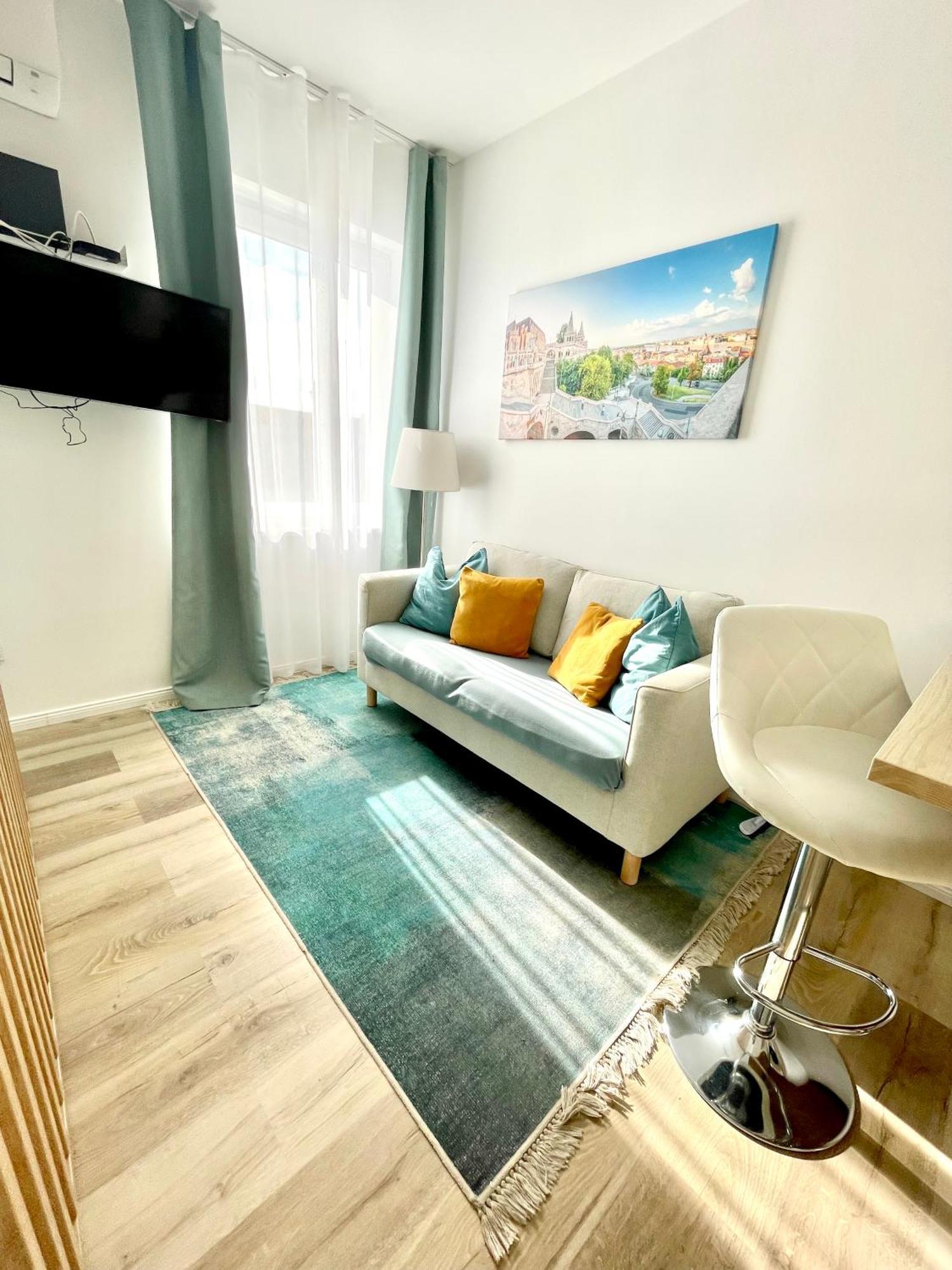 Margaret Apartment Next To The Lukacs Spa With Panorama Danube Budapest Exterior photo